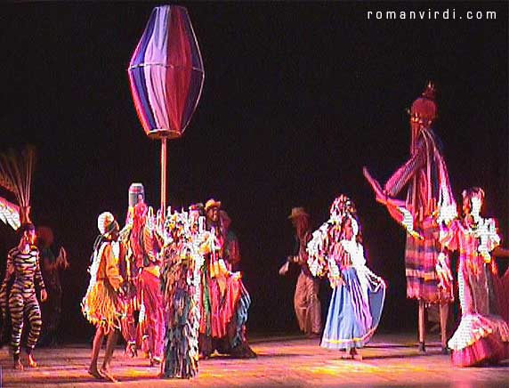 Spectacular Havana dance troupe in Santa Clara Theatre