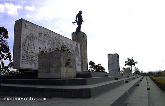 Heroic Che Monument