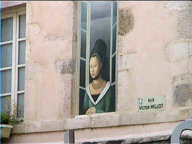 Medieval painting in Beaune street looks like a window, but isn't
