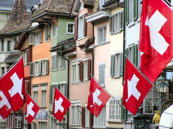 Facades off Paradeplatz